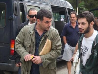 Aναβλήθηκε η δίκη του Κώστα Βαξεβάνη για...