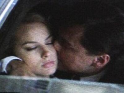 Ξεσάλωσε με κουκλάρα 22χρονη στα γενέθλι...