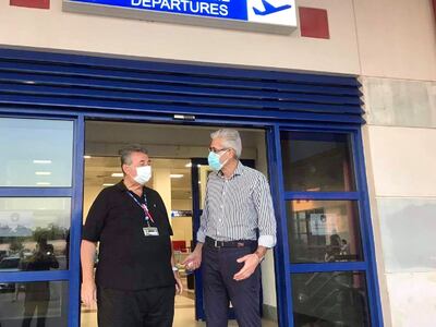 Ο Άγγελος Τσιγκρής στο πολιτικό αεροδρόμ...