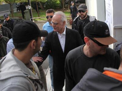 Αρχαίος αμφορέας βρέθηκε στο σπίτι του Ά...