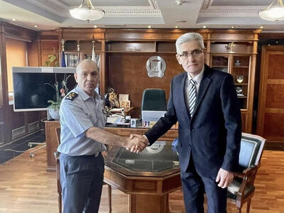 Ο Άγγελος Τσιγκρής ζητά προσωπικό για ΟΠ...