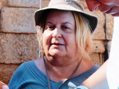 Περιστέρη: Ο περίβολος της Αμφίπολης κρύ...