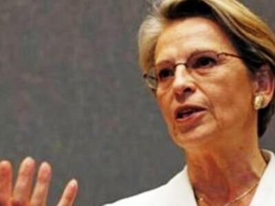 Υπό παραίτηση λόγω σκανδάλων η Γαλλίδα Υ...