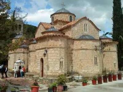 Διέρρηξαν μοναστήρι για να κλέψουν… καύσιμα!