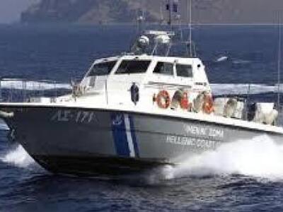 Σαλαμίνα: Σώοι οι τέσσερις επιβάτες οχήμ...