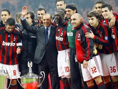 Μπερλουσκόνι: Ντρέπομαι για τη Μίλαν