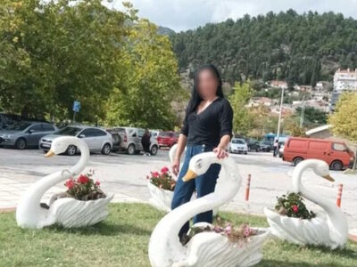 Ανείπωτη η θλίψη στην κηδεία της 51χρονη...