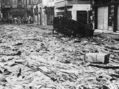 Η καταστροφή στο Πέραν [φωτογραφία: Αρά Γκιουλέρ]