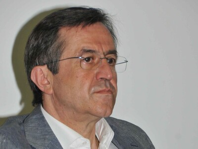 Ερώτηση Νικολόπουλου για τα κριτήρια έντ...