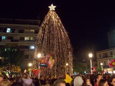 Αγρίνιο: Σήμερα η φωταγώγηση του χριστου...