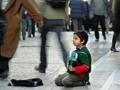 Πάτρα: Μάνα εξωθούσε τη 10χρονη κόρη της...