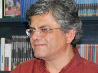 Νέο βιβλίο ετοίμασε ο Πατρινός φιλόλογος...