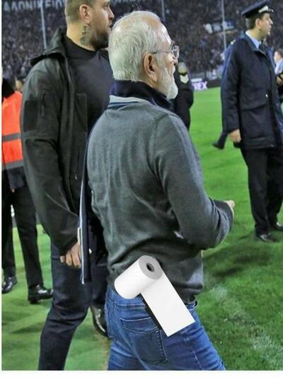 ΦΩΤΟ: Facebook - Πως κάνετε έτσι; Ρολό χ...