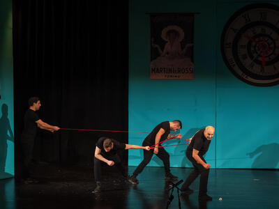 Ίλιον 2ο βραβείο κοινού.