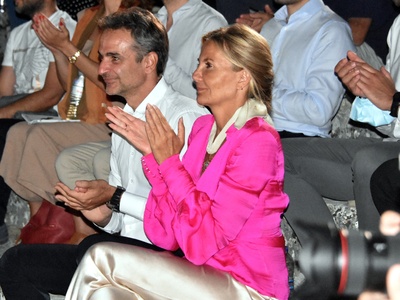 Παραδοχή Πέτσα για χρήση στρατιωτικού ελ...