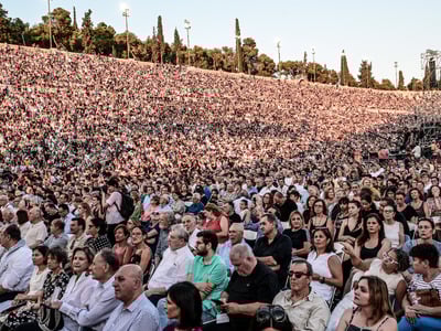 Κατάμεστο το Καλλιμάρμαρο για τη συμπλήρωση 100 χρόνων από τη γέννηση του Μίκη Θεοδωράκη Κατάμεστο το Καλλιμάρμαρο για τη συμπλήρωση 100 χρόνων από τη γέννηση του Μίκη Θεοδωράκη
