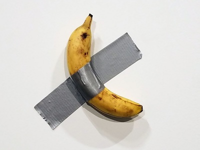 H «Μπανάνα» του αιρετικού Μαουρίτσιο Κατ...