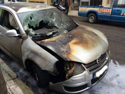 Αγρίνιο: "Μπουρλότο" αυτοκίνητ...