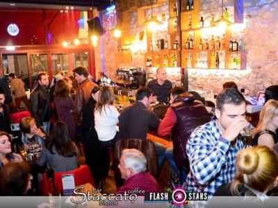 Έντεχνο live από τον Γιώργο Βόσσο σε νέο...