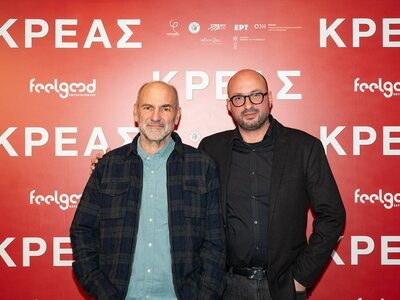 Ο σκηνοθέτης με τον ηθοποιό Ακύλλα Καραζήση.