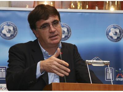 Ποδόσφαιρο: Θεοδωρίδης στη θέση του Ινφα...