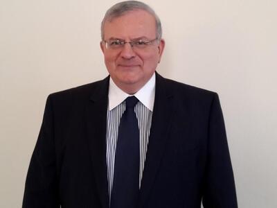 "Ομολόγησε" και η γυναίκα του ...