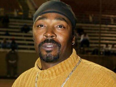 Ο Ρόντνεϊ Κινγκ παντρεύεται την ένορκο α...