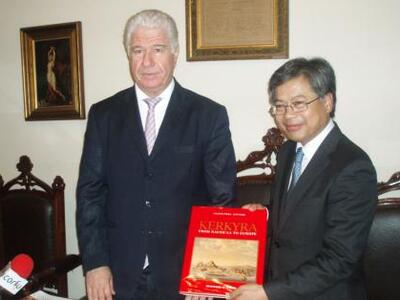 Ο Δήμαρχος Κέρκυρας συνταντήθηκε με τον ...