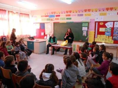 Πάτρα: H συγγραφέας Άννα Δενδρινού στο 3...