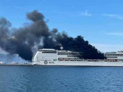 Φωτιά τώρα σε κρουαζιερόπλοιο στην Κέρκυ...