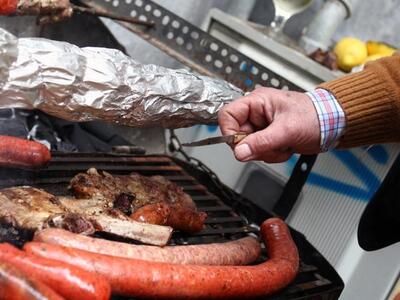 Για ποιο λόγο τσικνίζουμε σήμερα; Tα έθι...