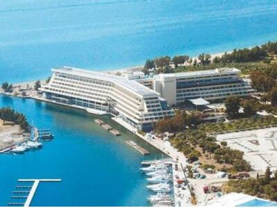 "Βρέχει" απολύσεις στο Πόρτο Κ...