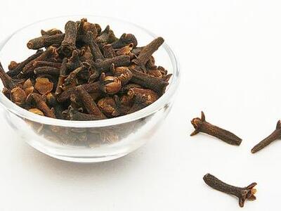 Γαρίφαλο, για τον πονόδοντο, την κακοσμί...