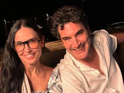 Χριστόφορος Παπακαλιάτης και Demi Moore ...