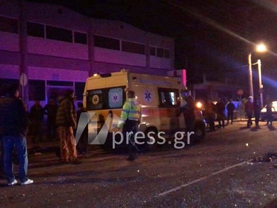 Τροχαίο με τρεις τραυματίες στη Ναύπακτο...