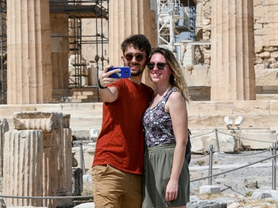 Η λάμψη της Ακρόπολης γοήτευσε τα Διεθνή...