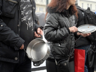 Απεργίες-μήνυμα εργαζομένων σε κυβέρνηση και ΔΝΤ