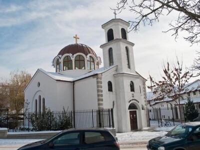 Πύργος: Ποντικοί τρύπωσαν σε ιερό ναό κα...