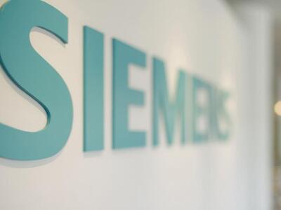 H Siemens στέλνει 30.000 εργαζόμενους σε...