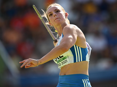 Ελίνα Τζένγκo: Κατέκτησε το «διαμάντι» σ...