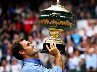 Τένις: «Βασιλιάς» και στο Χάλε ο Ρότζερ Φέντερερ 