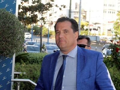 Υποψήφιος για την προεδρία της ΝΔ ο Άδων...