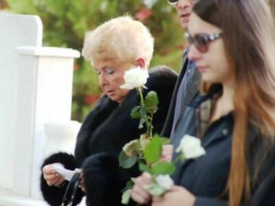 Η Βέφα Αλεξιάδου μοιράζεται τον πόνο της...