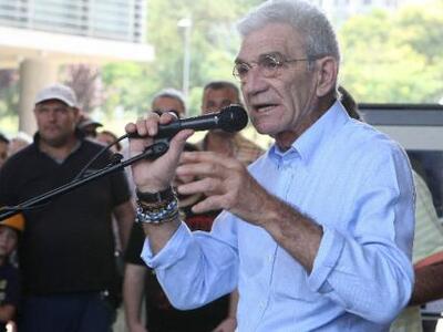 Επίθεση ακροδεξιών κατά Μπουτάρη – ΔΕΙΤΕ ΤΟ ΒΙΝΤΕΟ