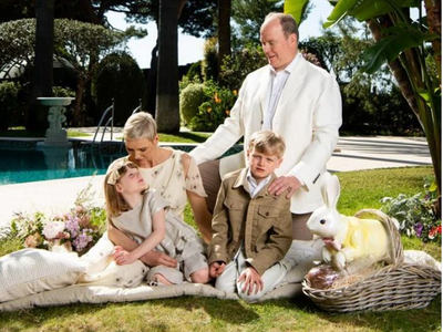 Η πριγκίπισσα Σαρλίν επέστρεψε στο Μονακ...