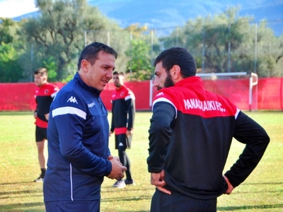 Μπάρλος στους παίχτες: «Απαγορεύεται το ...