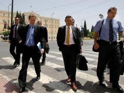 Aναβάλει την επίσκεψη η Τροϊκα γιατί δεν...