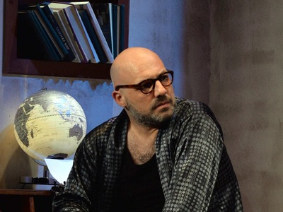 Oι δύσκολες ώρες του Νίκου Μουτσινά και το restart