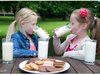 Ποιο είδος γάλακτος είναι καλύτερο για το παιδί;