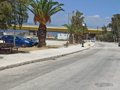 Η πιάτσα ταξί της οδού Ποσειδώνος στο Ρί...